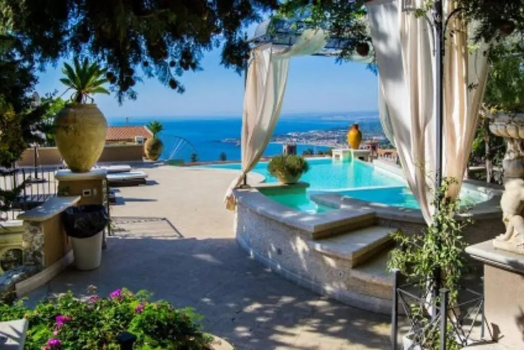 Atelier Taormina Spacious Guesthouse With Pool 0*,  Italy