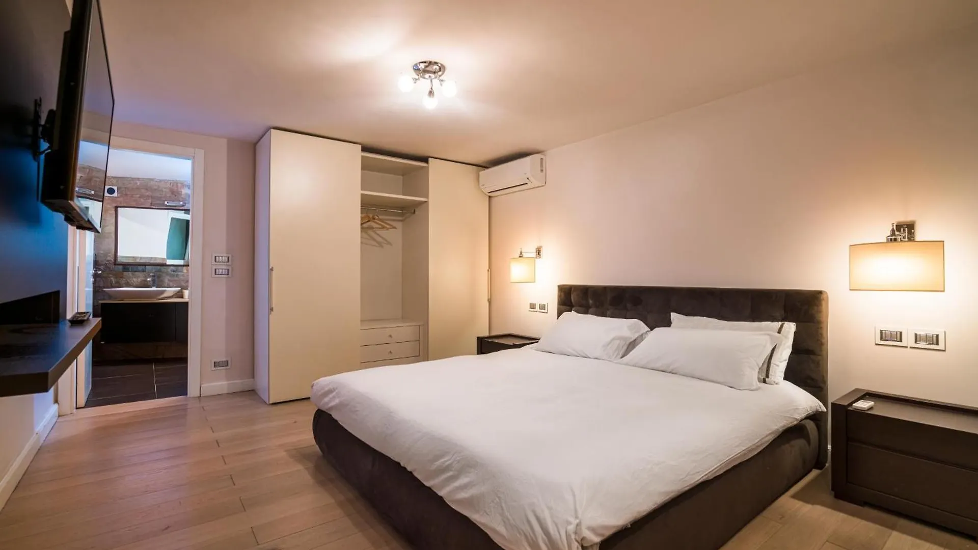 Villa Atelier Taormina Spacious Guesthouse With Pool